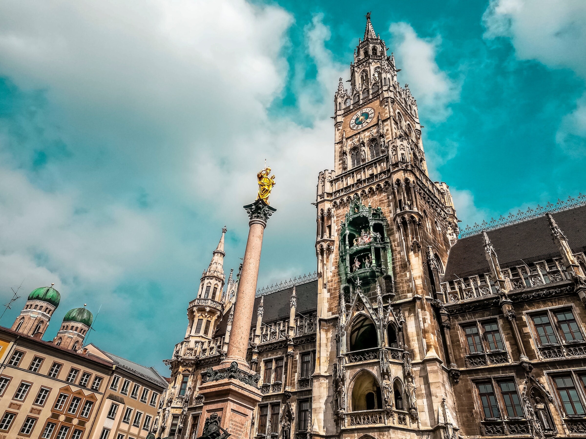Mr. München